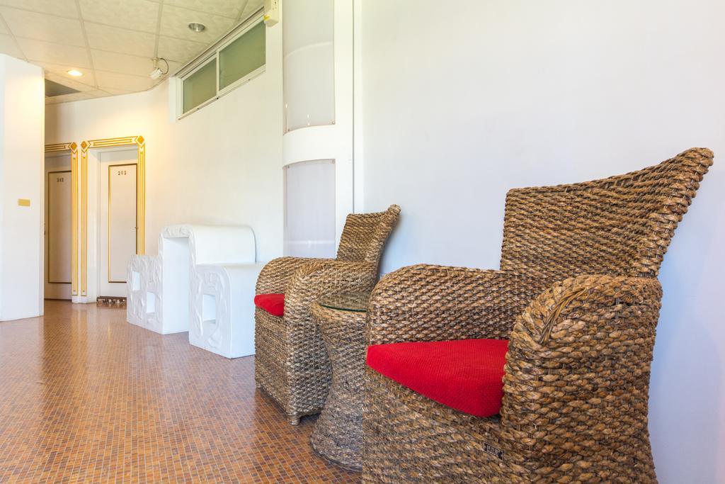 Found Hostel Хенгчун Экстерьер фото